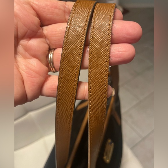 Michael Kors Kempton Black Nylon & Tan Leather Zip Top Tote Bag - Picture 8 of 12